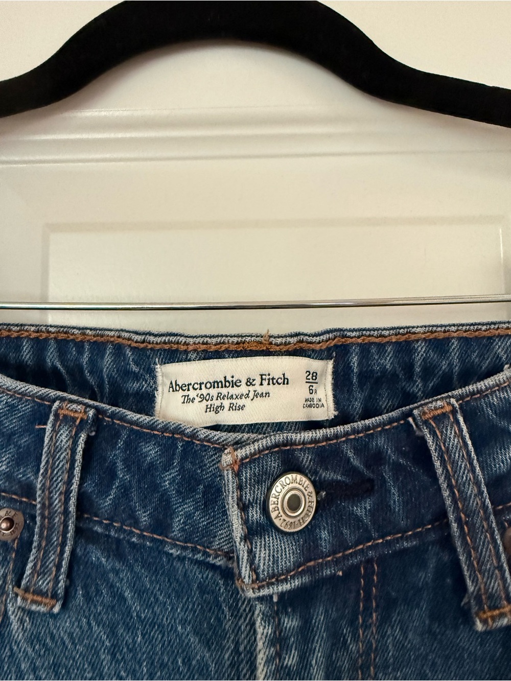 90 Relaxed Jean High Rise